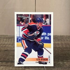 Vintage 90s Edmonton Oilers Ilya Byakin Defence Card